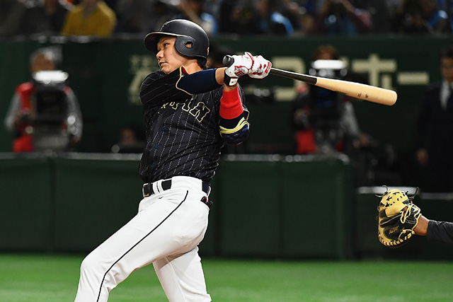 5回表 坂本勇人(読売)の安打でチャンスを作る